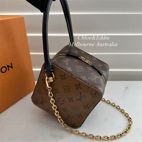 louis vuitton monogram square bag